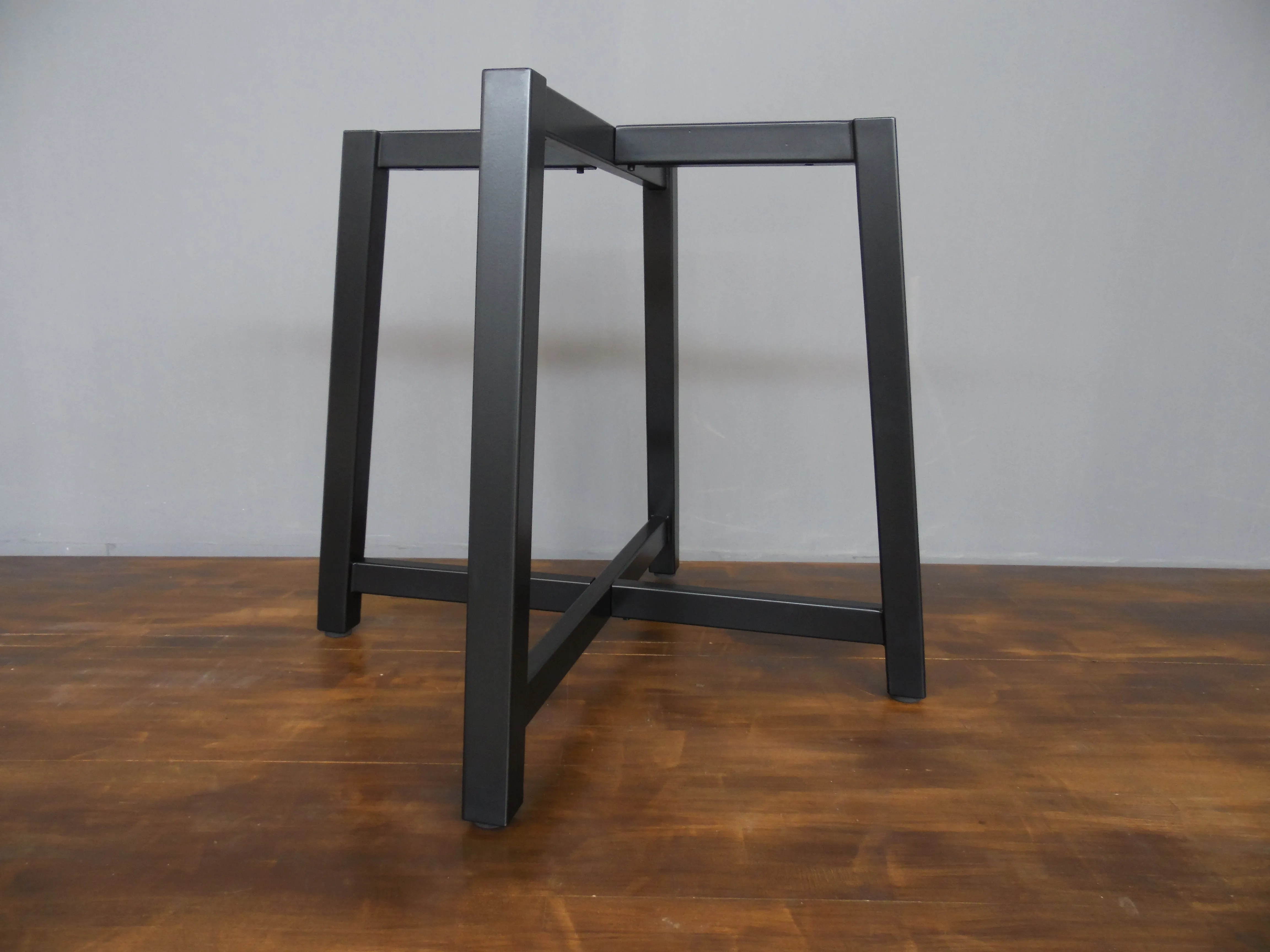 28" Burana2 Round Table Base | BURANA 35