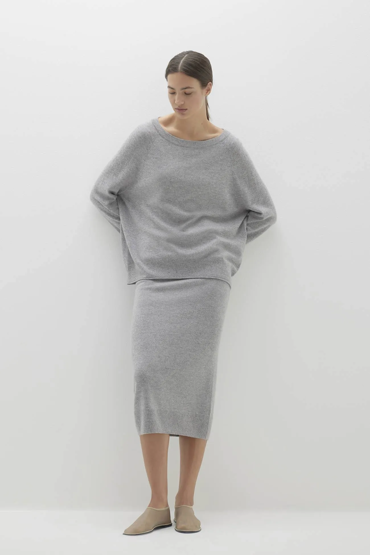 AZALEA CASHMERE BOATNECK SWEATER
