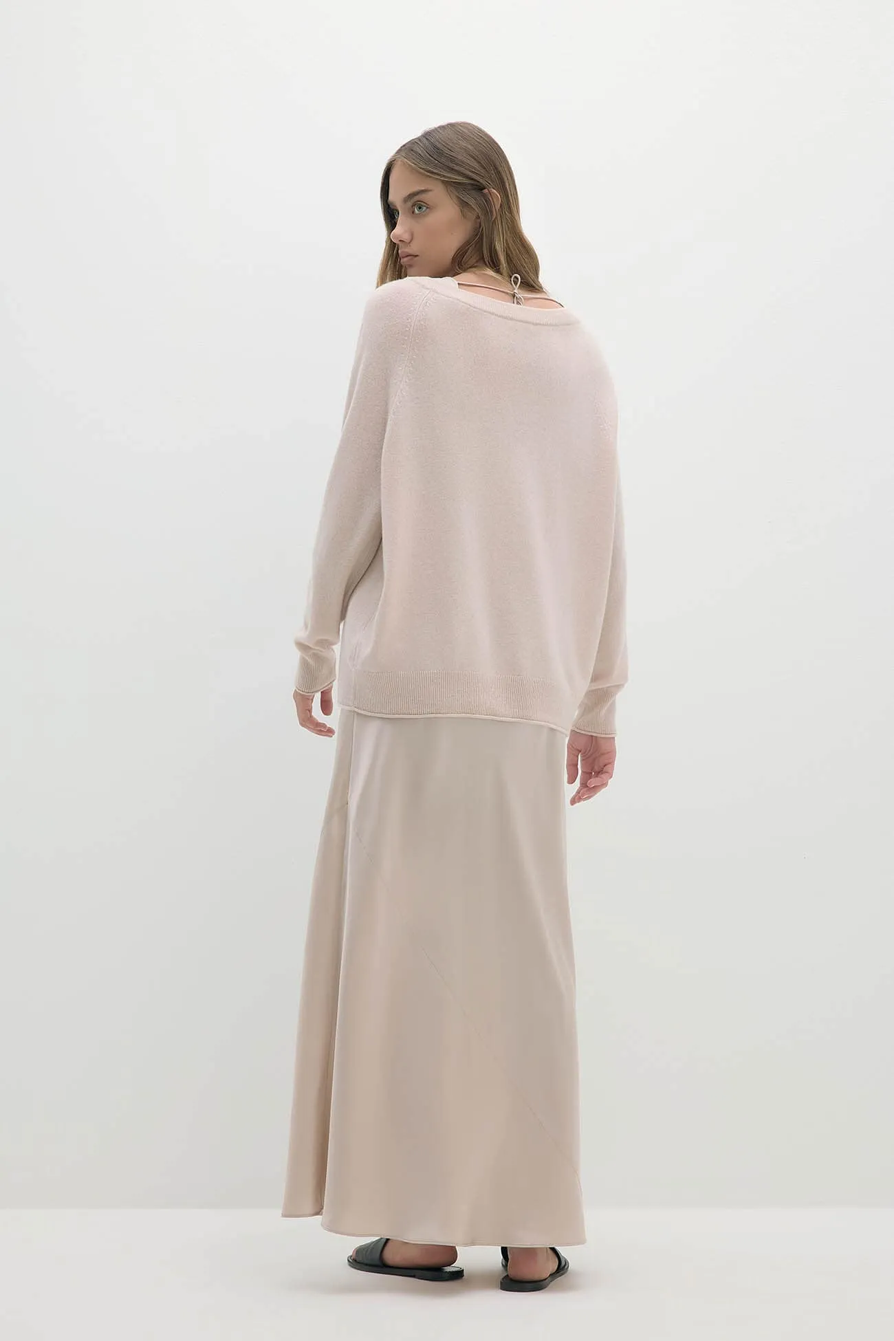 AZALEA CASHMERE BOATNECK SWEATER