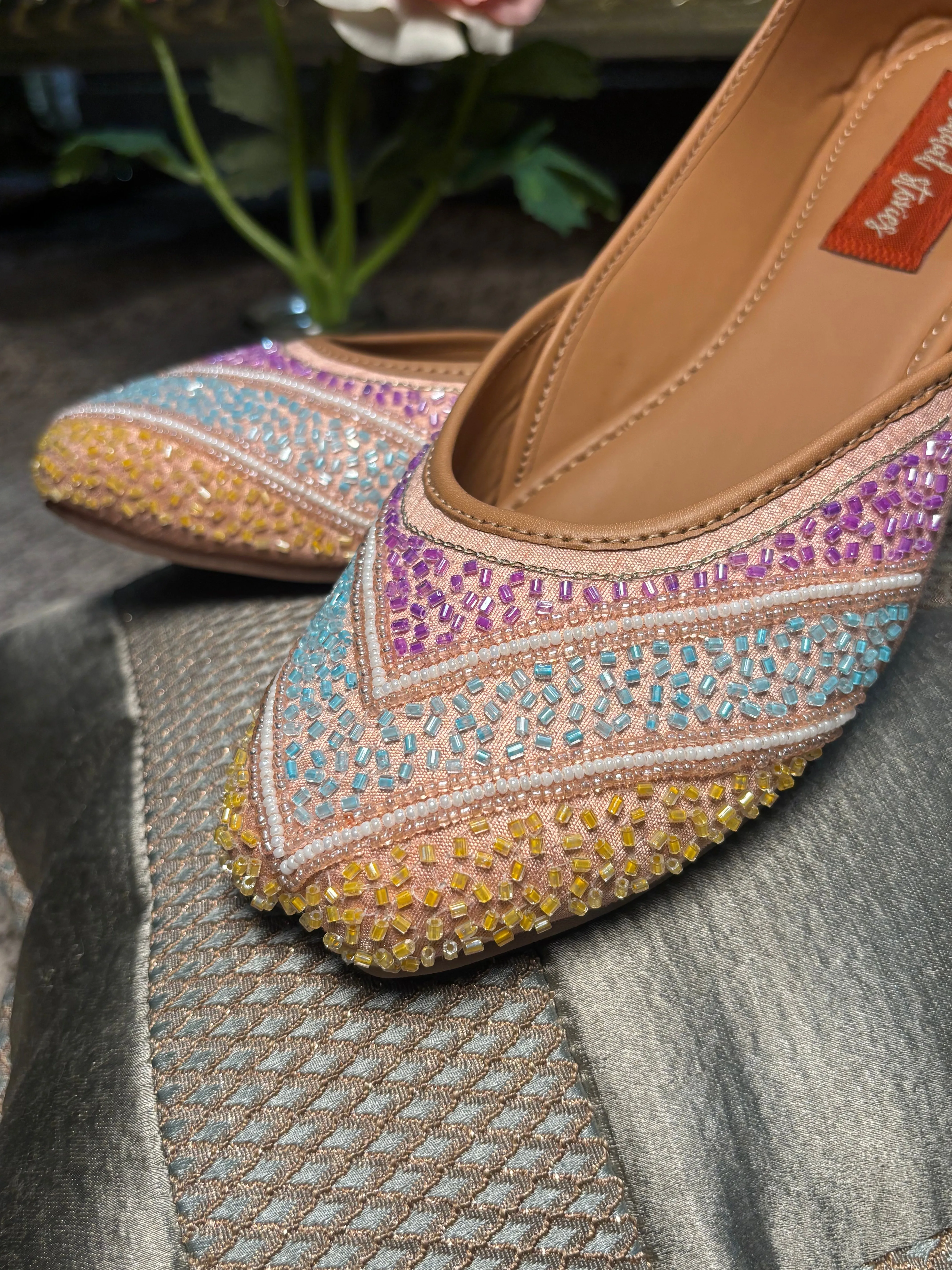 Beaded Dream Punjabi Jutti