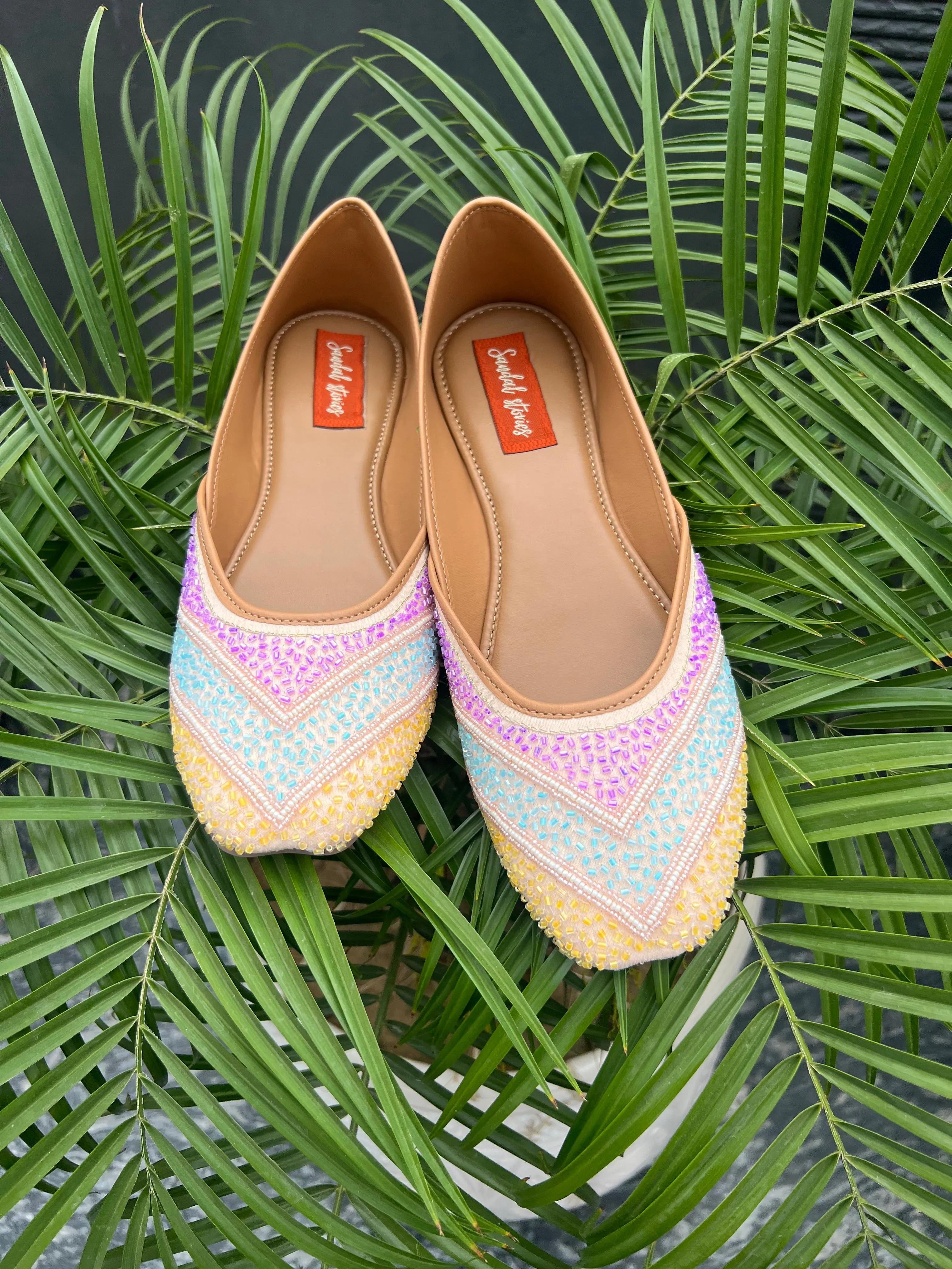 Beaded Dream Punjabi Jutti