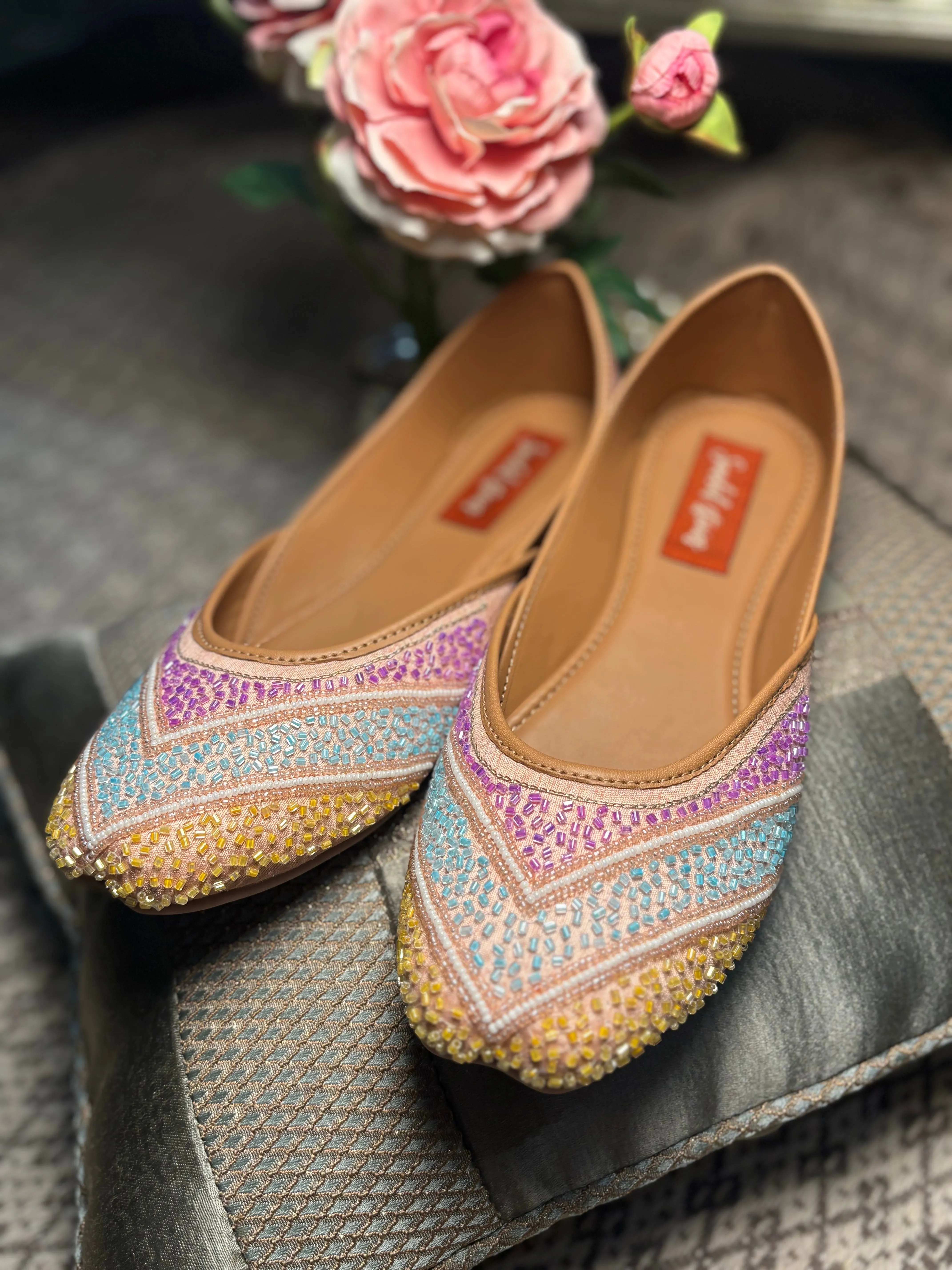 Beaded Dream Punjabi Jutti