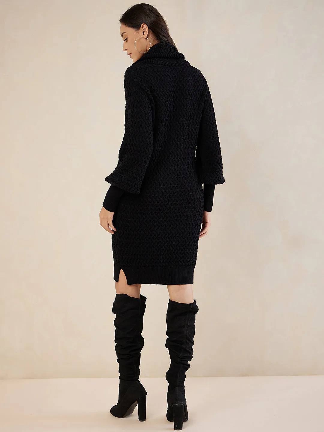 Black Elongated Cuff Detail Knitted Midi Dress