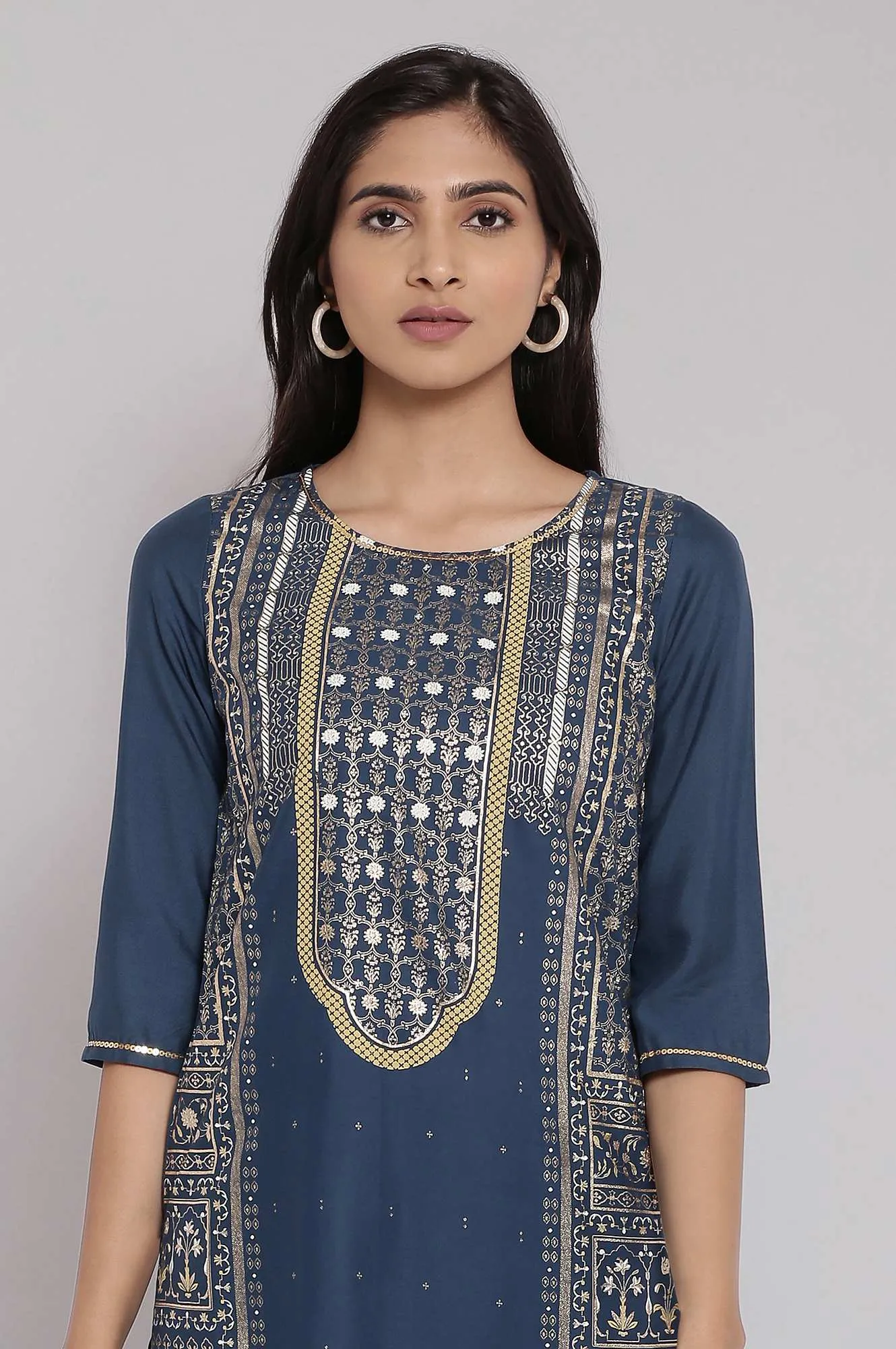 Blue Round Neck Foil Print kurta Set