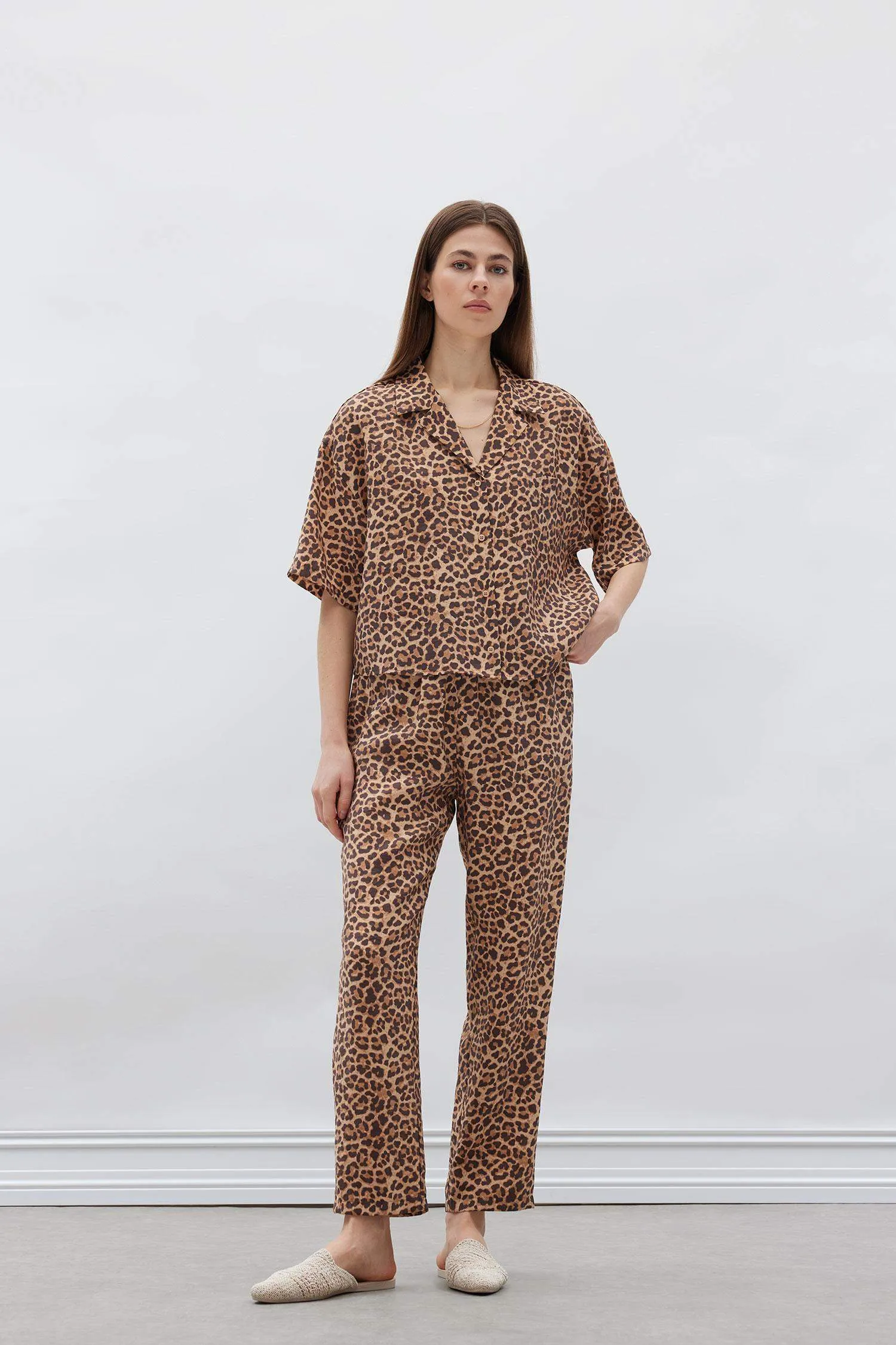 Carrot Fit Modal Fabric Pants Double Pocket High Waist Straight Leg