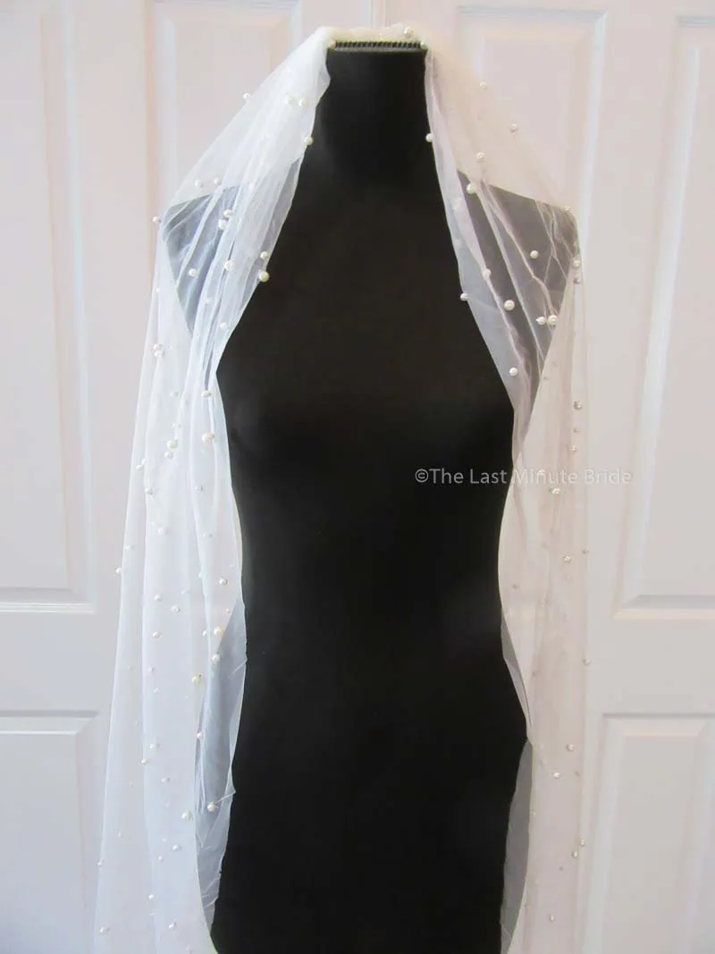 Cathedral Length Veil Style: Perfect with Pearls
