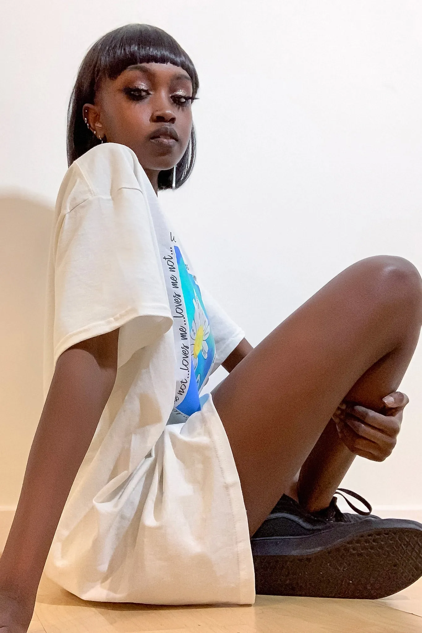 Loves Me Not Tee