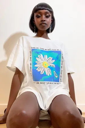 Loves Me Not Tee