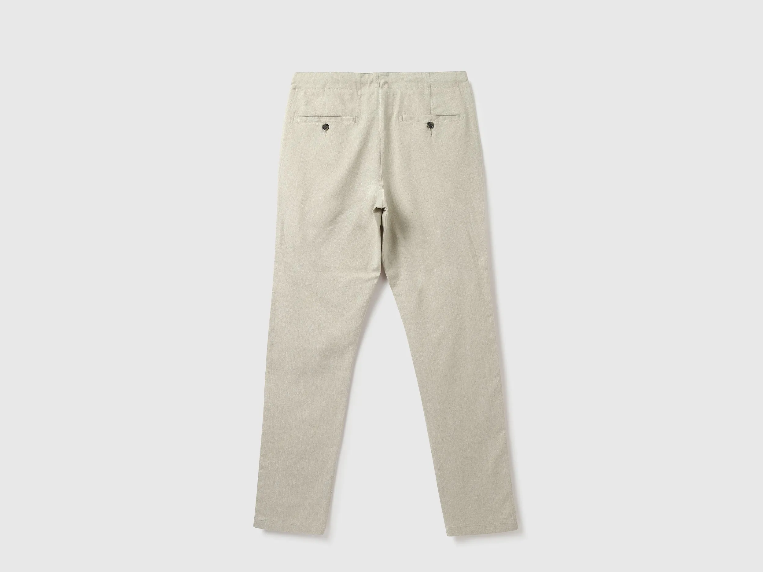 Men Solid Relaxed Fit Trousers