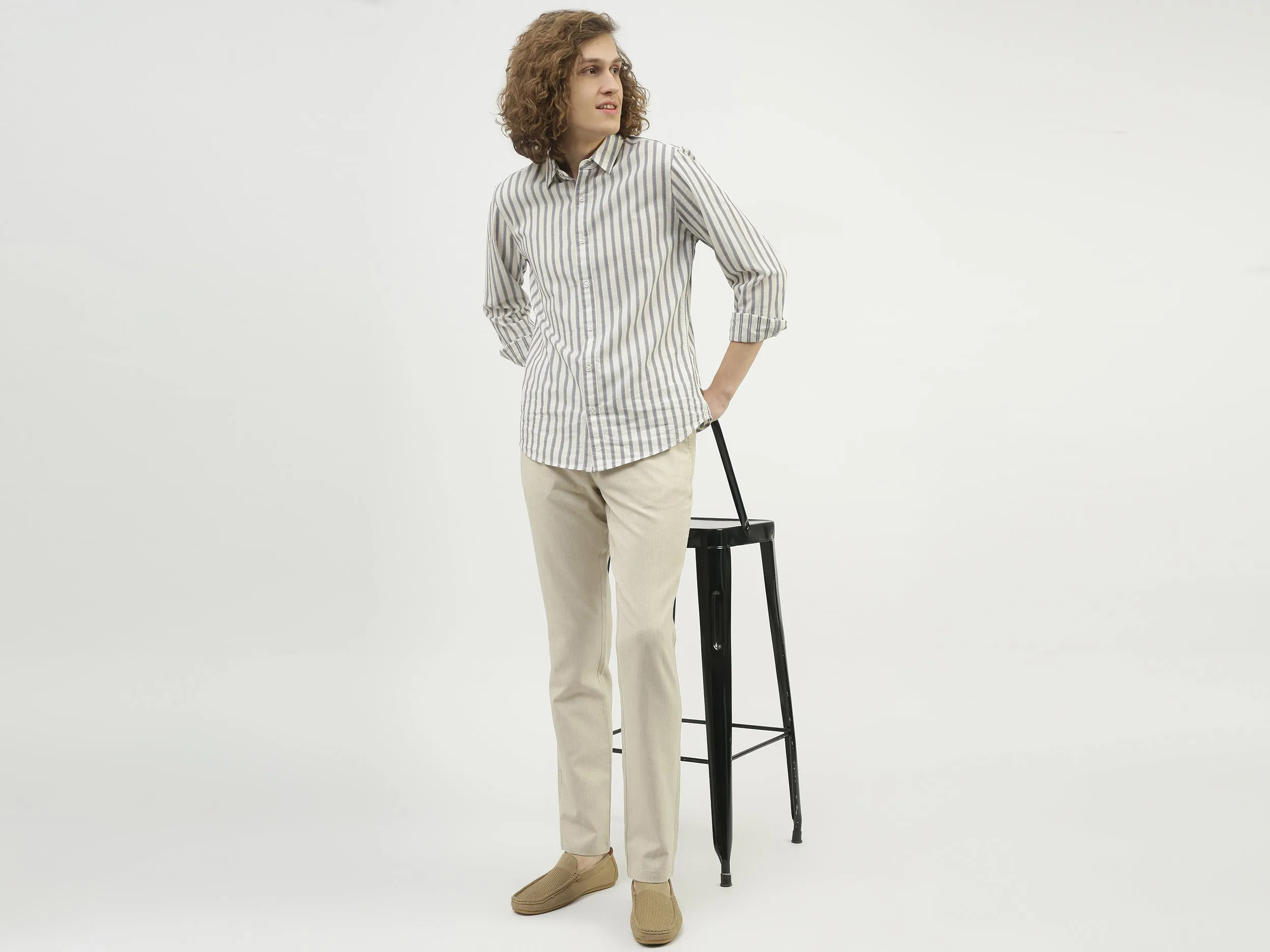 Men Solid Relaxed Fit Trousers