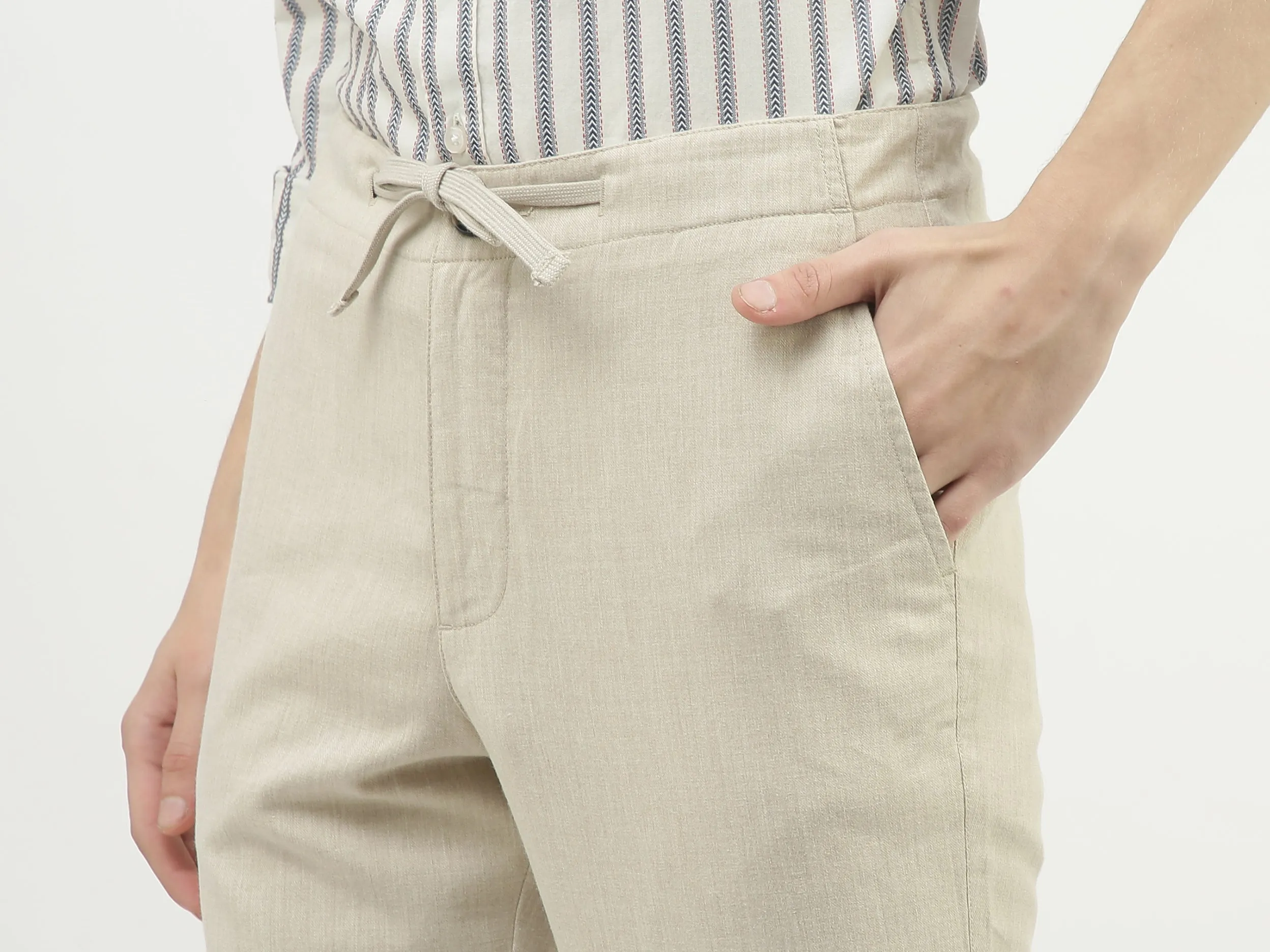 Men Solid Relaxed Fit Trousers
