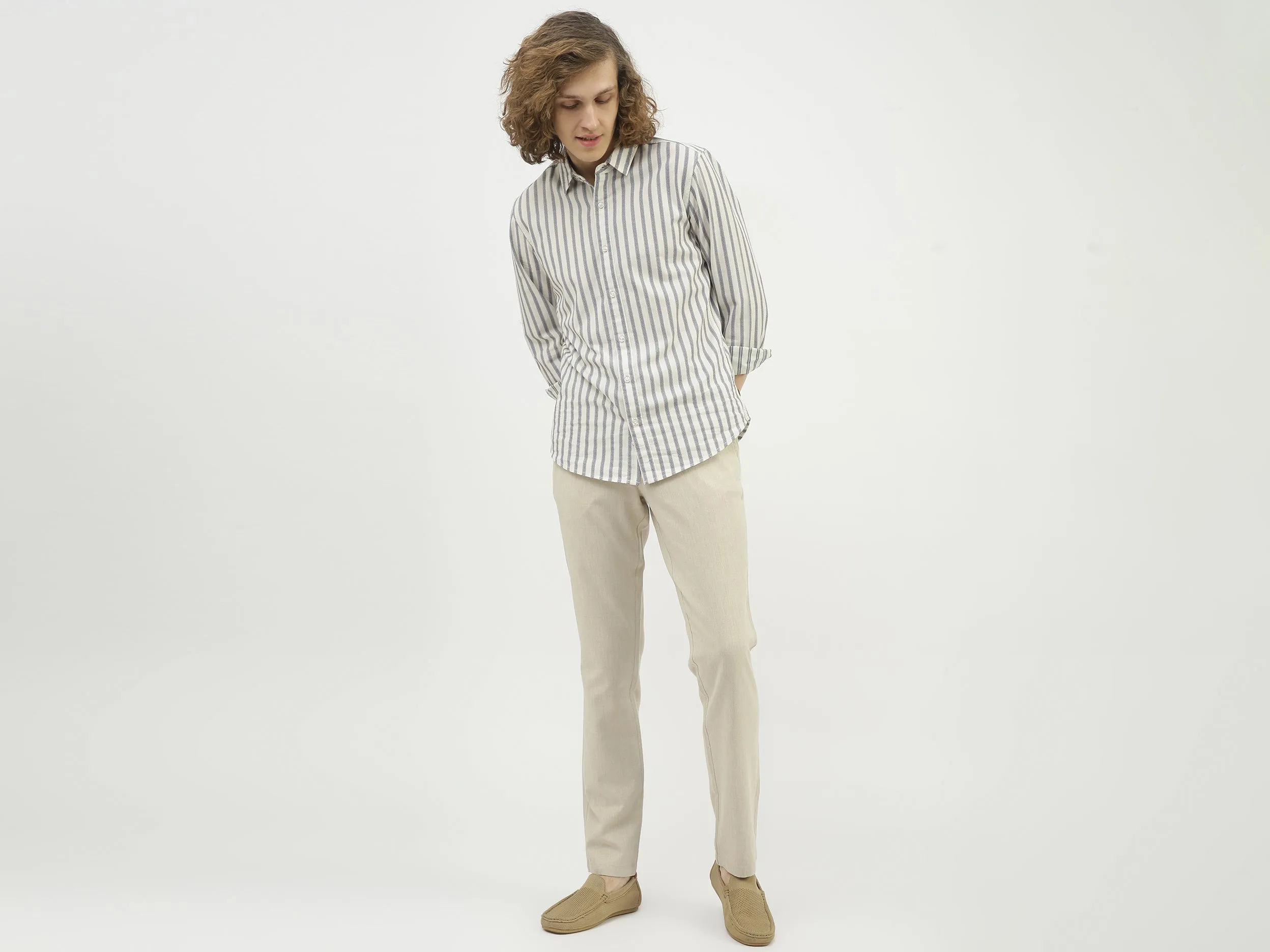 Men Solid Relaxed Fit Trousers