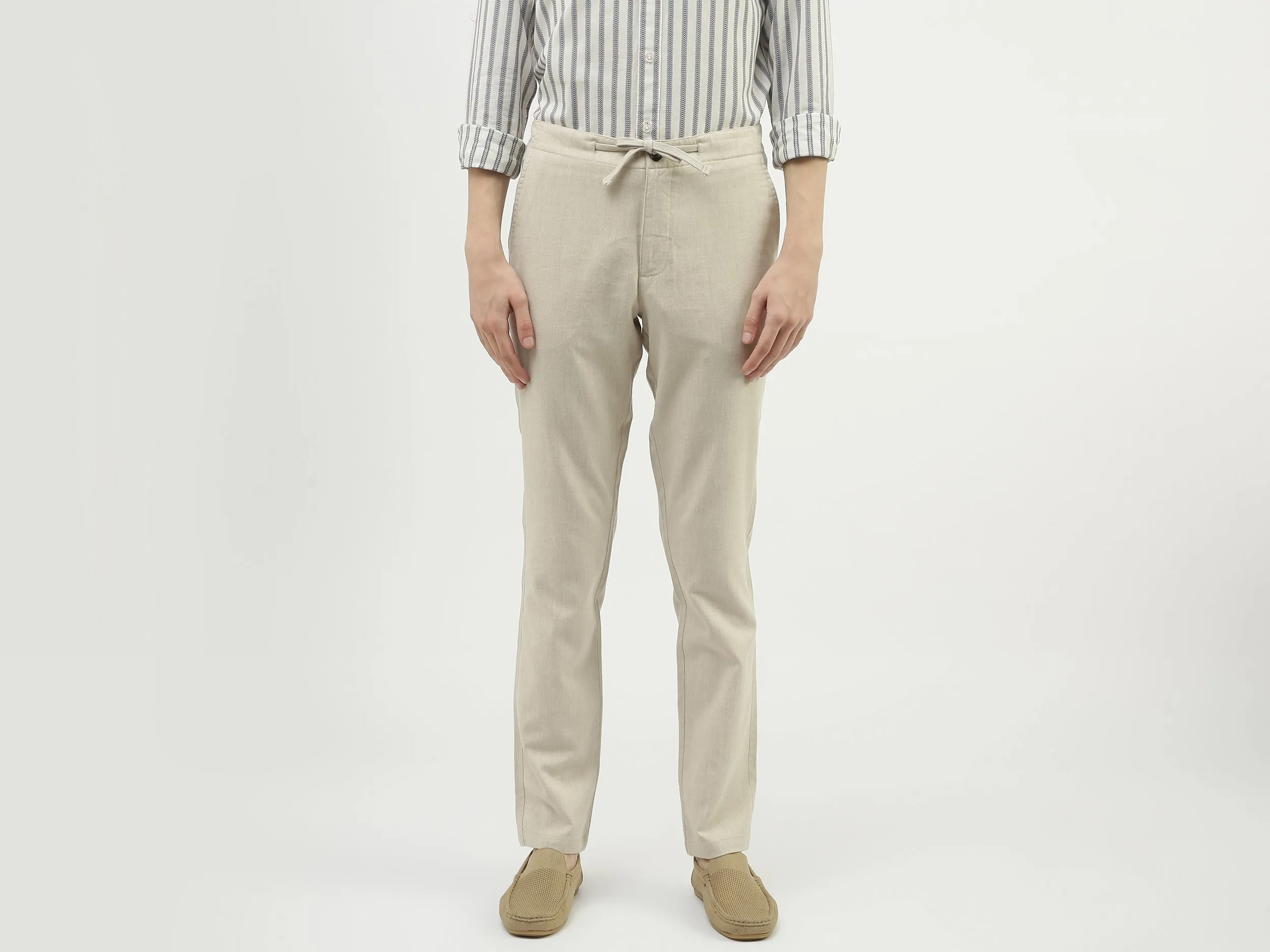Men Solid Relaxed Fit Trousers