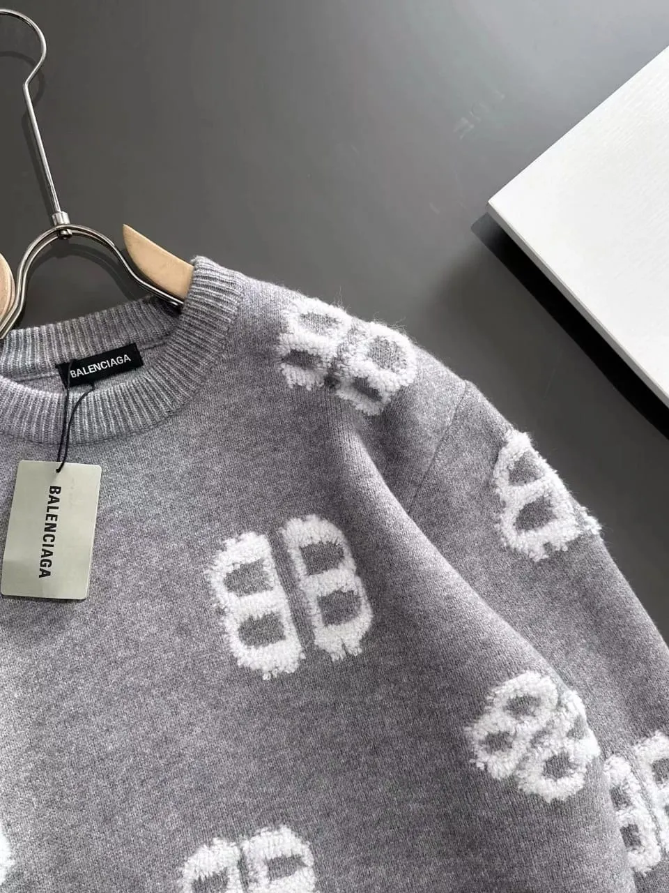 Premium BB Knit Pullover