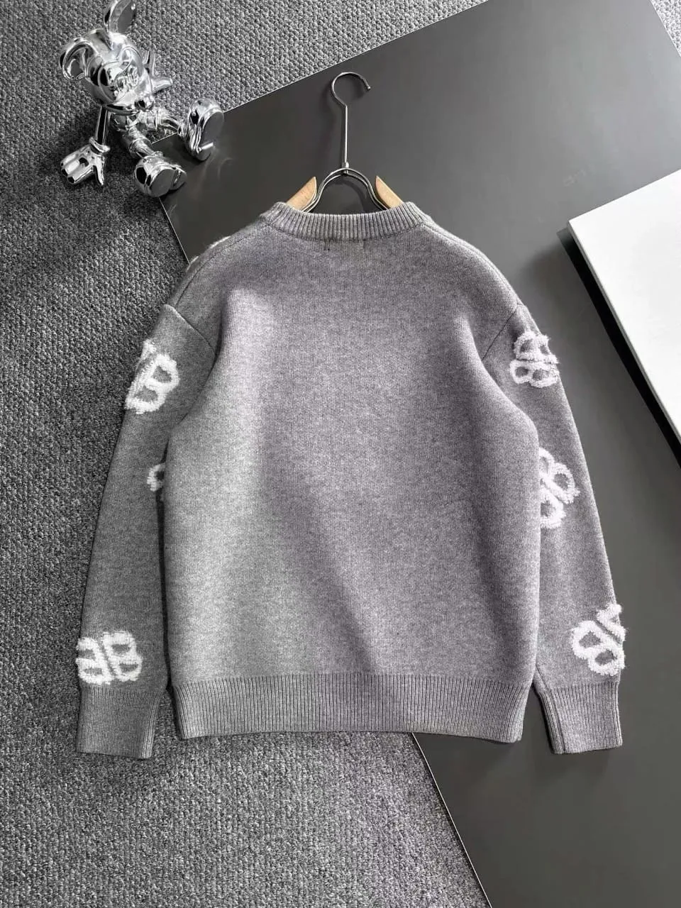 Premium BB Knit Pullover