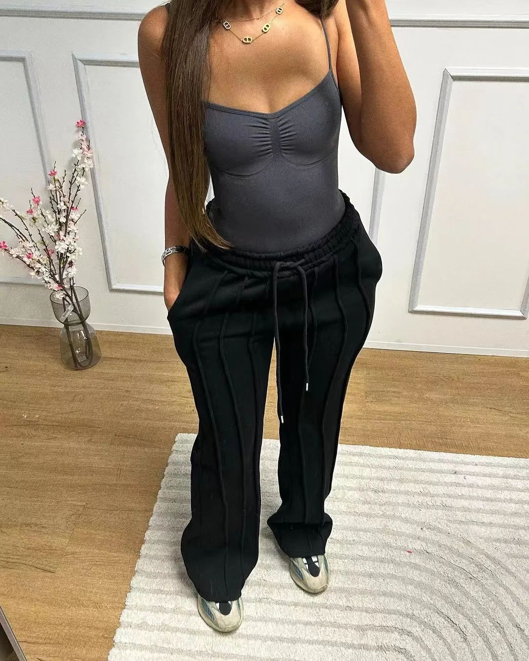 Relaxed Fit Pleated Drawstring Casual Trousers
