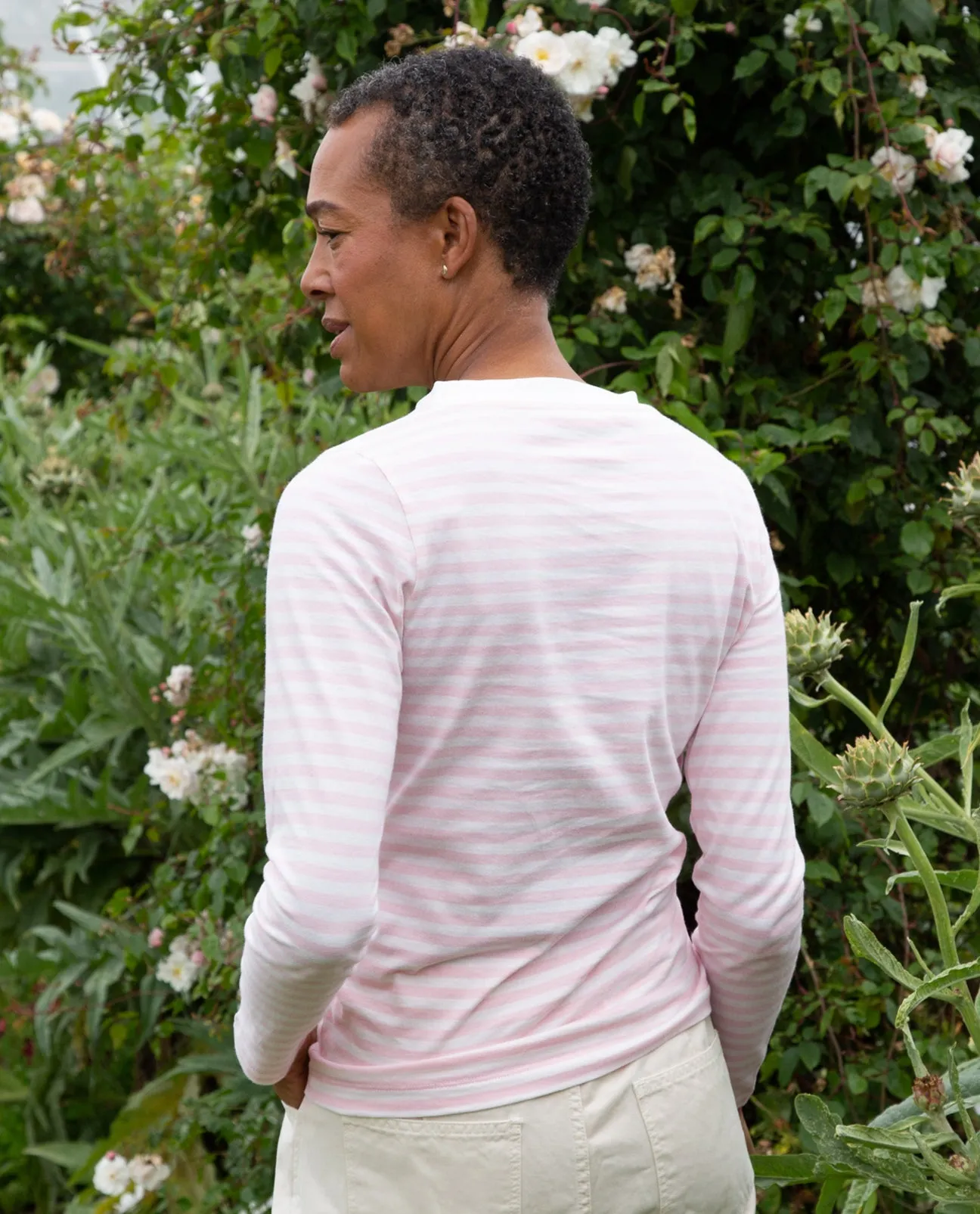 Shoba Organic Cotton Top In Off White & Amaranth