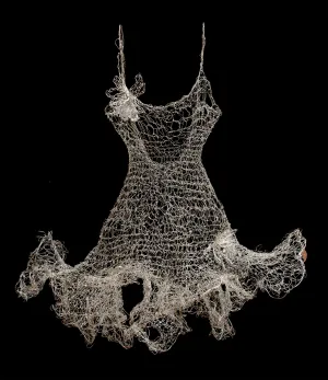 Silver Woven Ruffled Dress Sculpture ~ Fios Feram (Wildflower)
