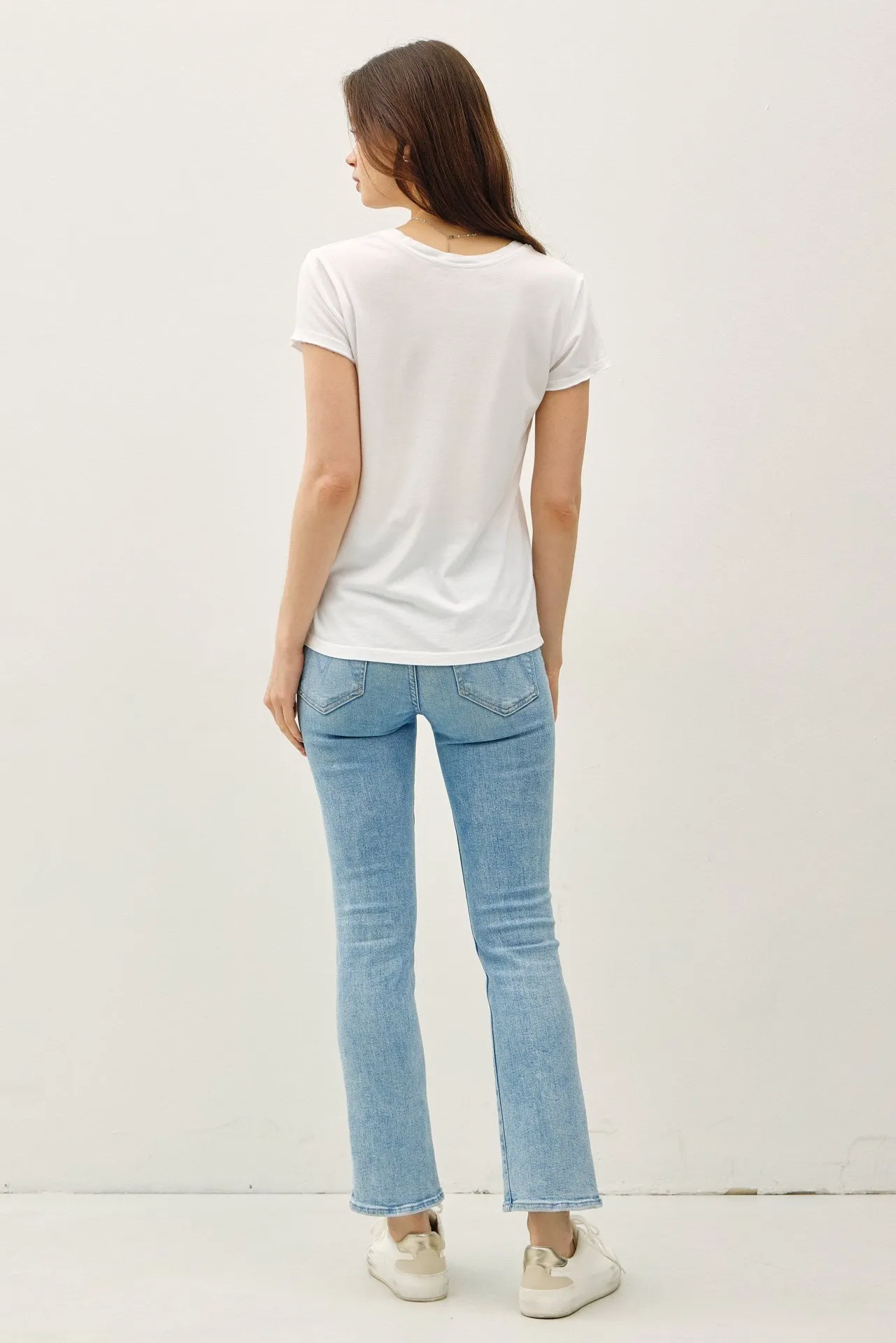 ULTRA SOFT V-NECK BASIC TEE-Off White