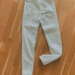 WHITE HIGH WAIST SKINNY TROUSERS - SIZE 34